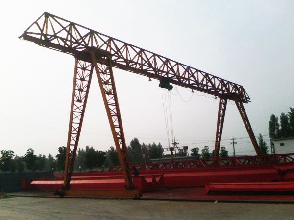 MHh型電動(dòng)葫蘆門式起重機(jī)（花架型）